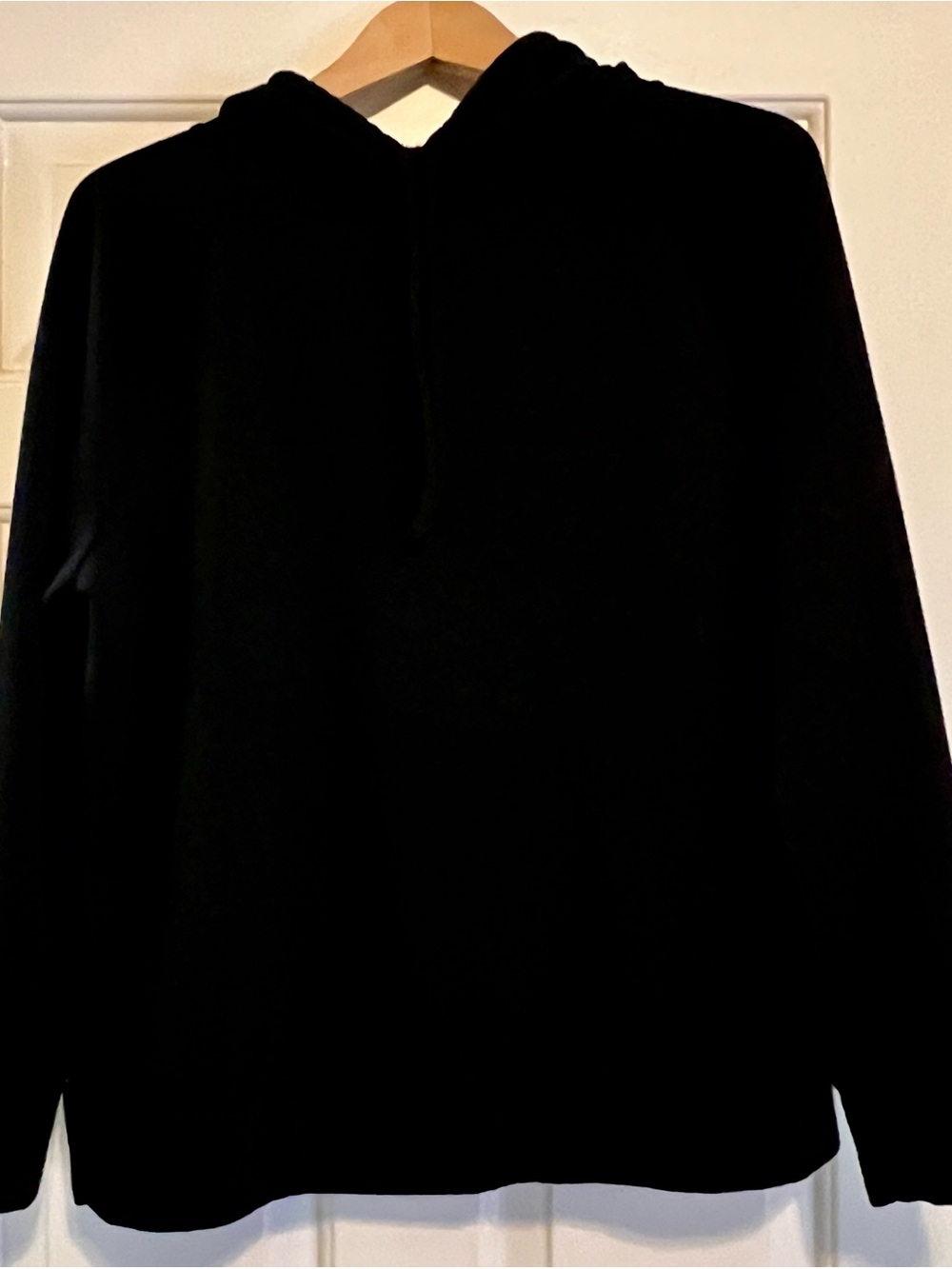 Eddie Bauer Women's Solid Black Soft Plush Hooded Sweatshirt - Size M